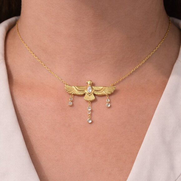 Gold Eagle Pendant Necklace- elegant - day wear - special days - Picture 2 of 3